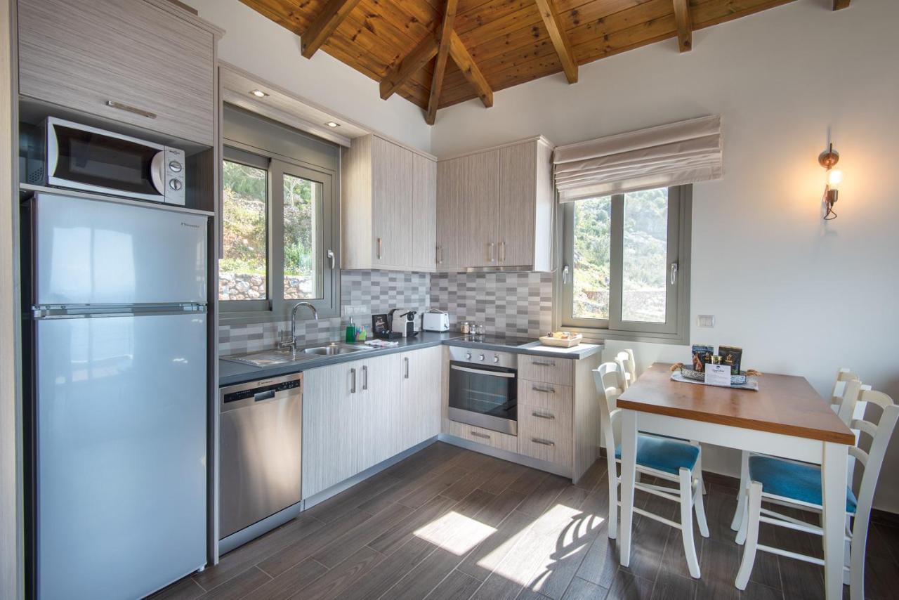 Bay View Guesthouses Kalamata Dış mekan fotoğraf