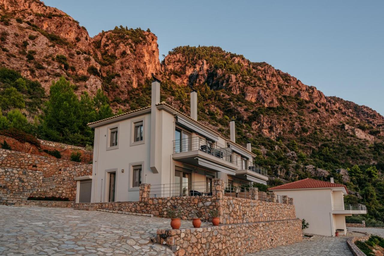 Bay View Guesthouses Kalamata Dış mekan fotoğraf