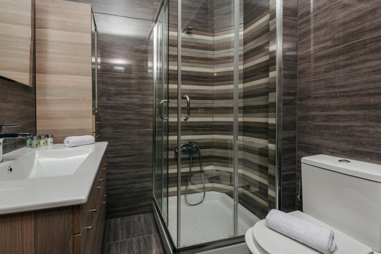 Bay View Guesthouses Kalamata Dış mekan fotoğraf