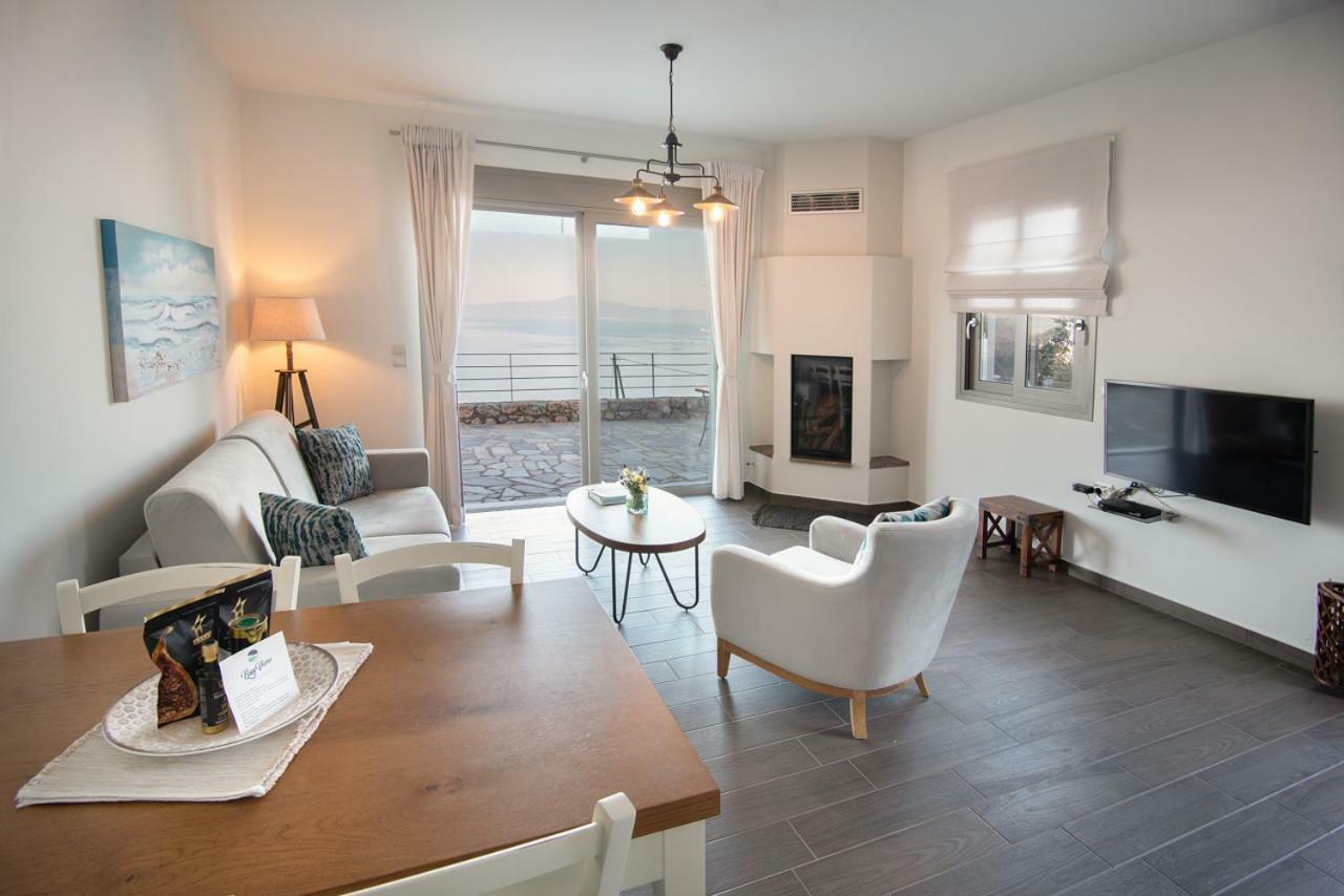 Bay View Guesthouses Kalamata Dış mekan fotoğraf